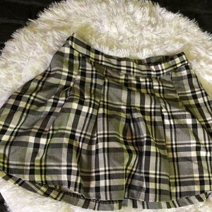 H&M Skirts - H&M Divided Plaid Skirt H&M Skirts - H&M Divided Plaid Skirt